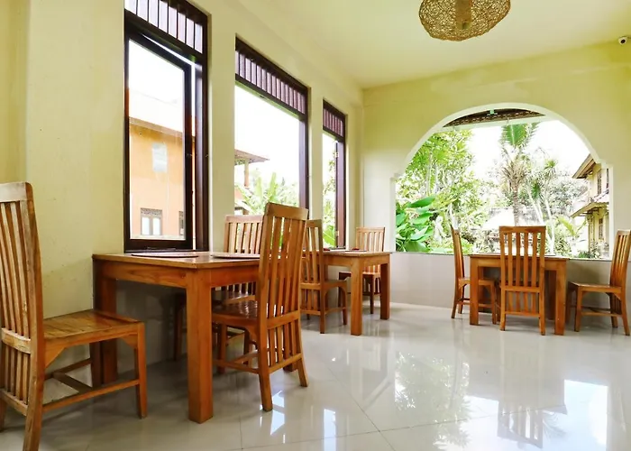 Hotel Ubud Kerta City Hotel 3*